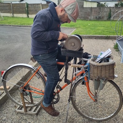 Le vélo rémouleur.