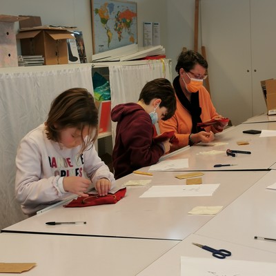 Stage de broderie enfants à Plœmeur.